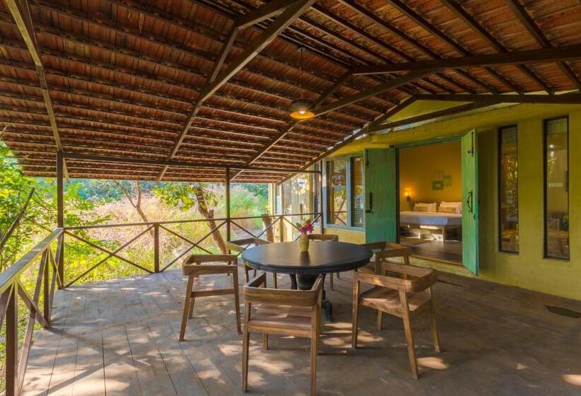 וילה בת 3 חדרי שינה, Vannraj Resort And Spa