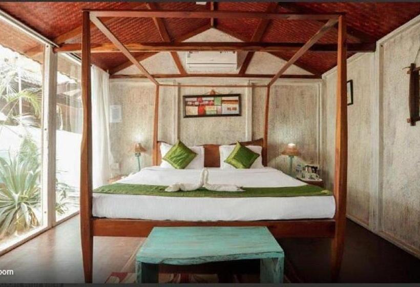 Бунгало Стандарт, Village Susegat Beach Resort