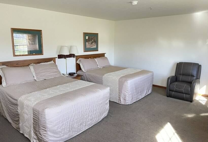 غرفة قياسية سرير ملكى, Farmstead Inn And Conference Center