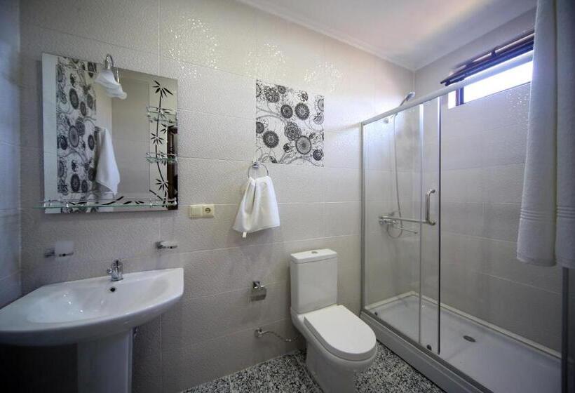 سوئیت با بالکن, Harmony