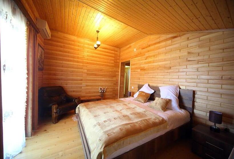 اتاق لوکس با بالکن, Harmony