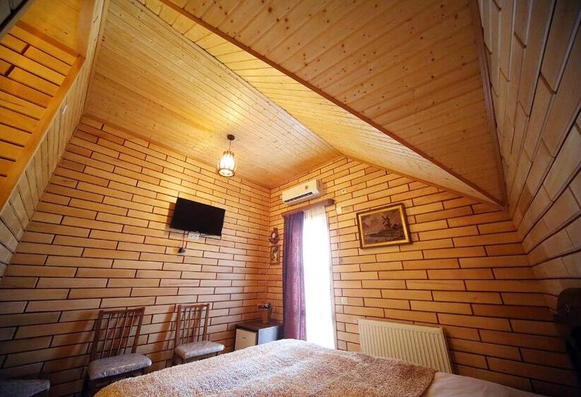 اتاق استاندارد یک تخته با بالکن, Harmony