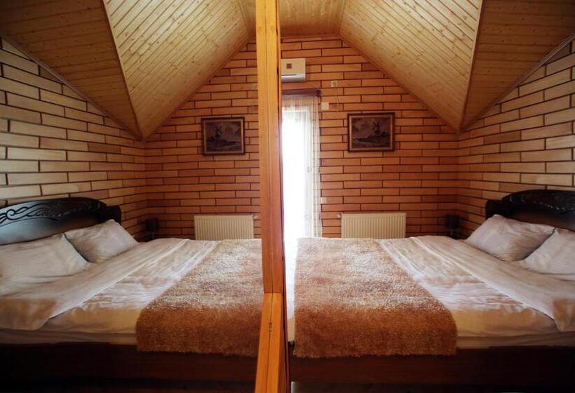 اتاق استاندارد یک تخته با بالکن, Harmony