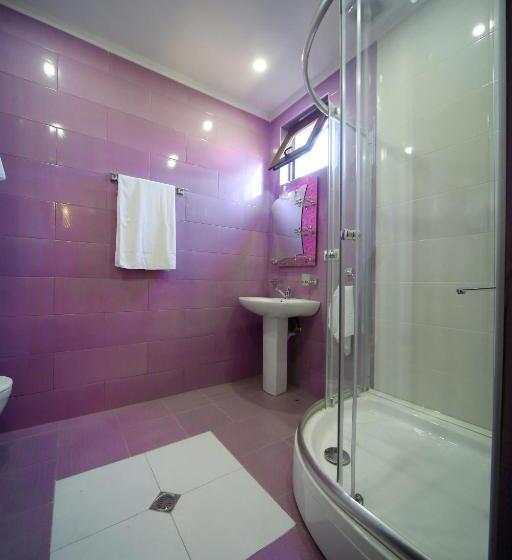 اتاق خانوادگی, Harmony