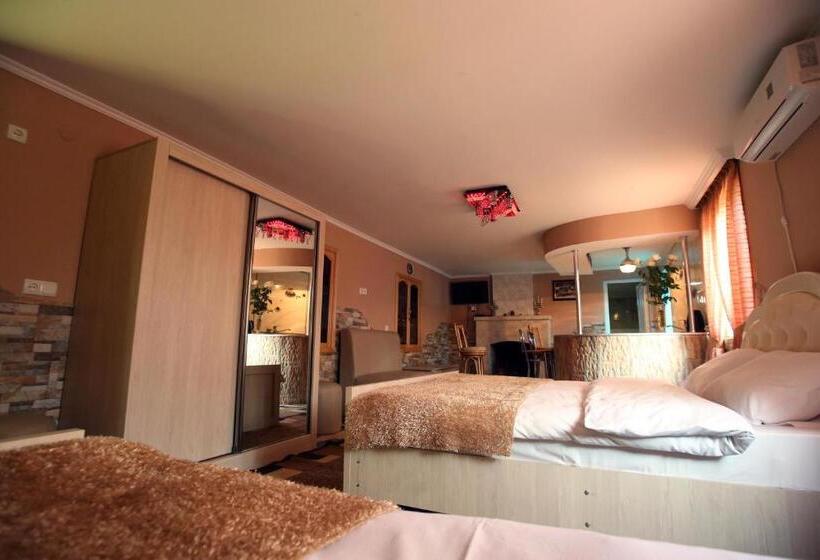 سوییت خانوادگی, Harmony