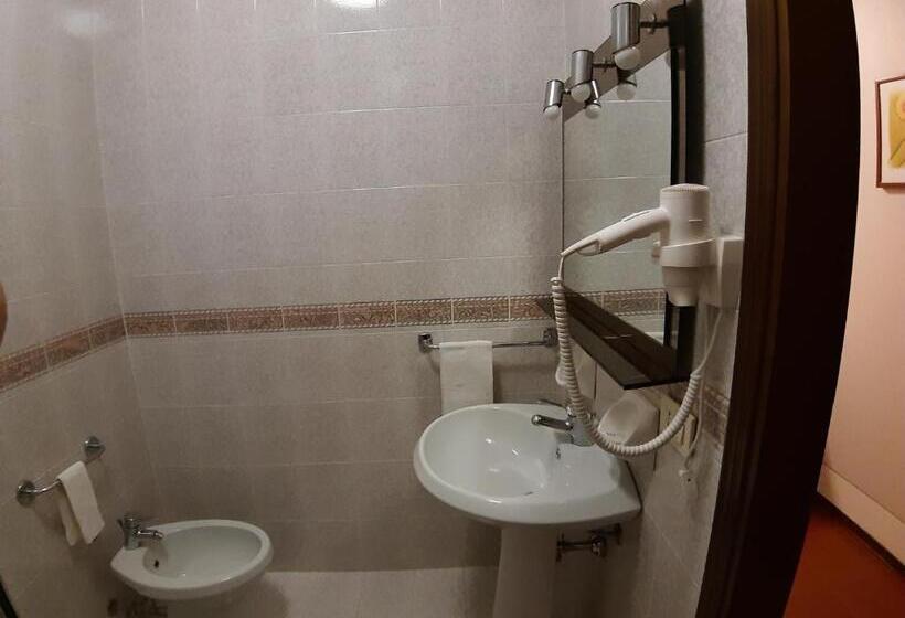 חדר סטנדרט יחיד, Ristorante Centrale