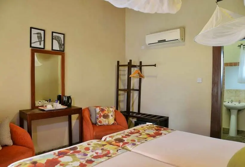 اتاق استاندارد, Thebe River Safaris
