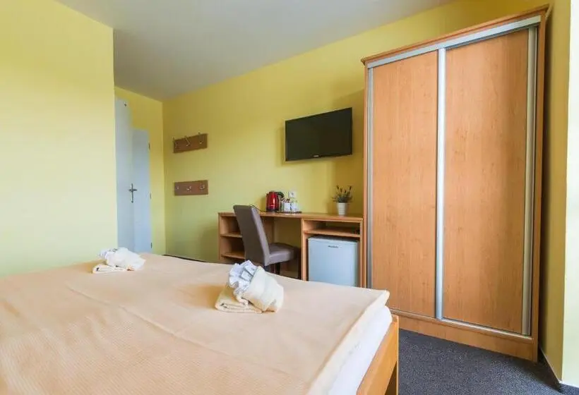 Standard-huone Parveke, &wellness Knížecí Rybník