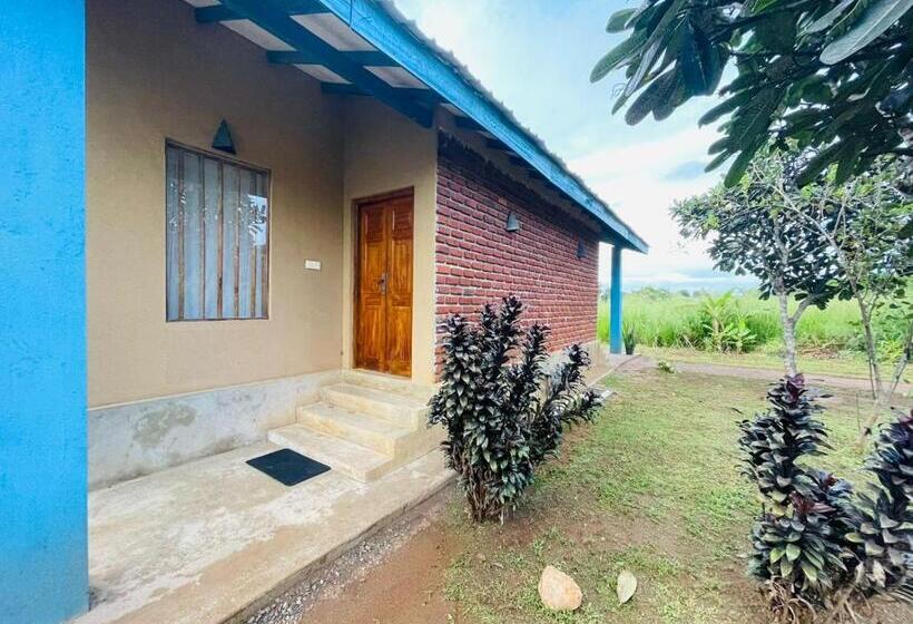 Quarto Estandar Vista Lago, Birdwing Sigiriya