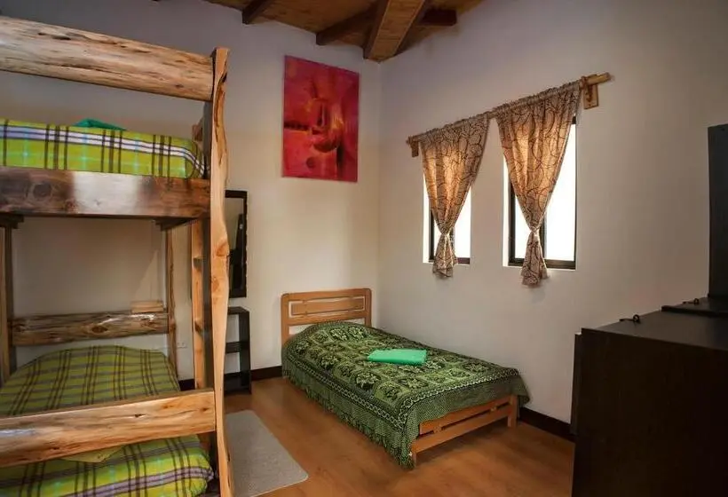 Vuode Makuusalissa, Casa Hospedaje La Bohemia