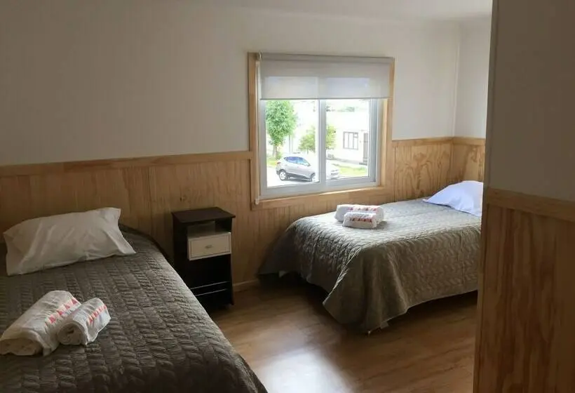 スタンダードトリプルルーム, Hostal Andes Patagonicos