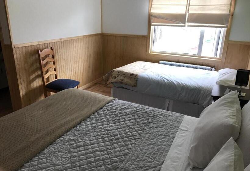 غرفة قياسية ثلاثية, Hostal Andes Patagonicos