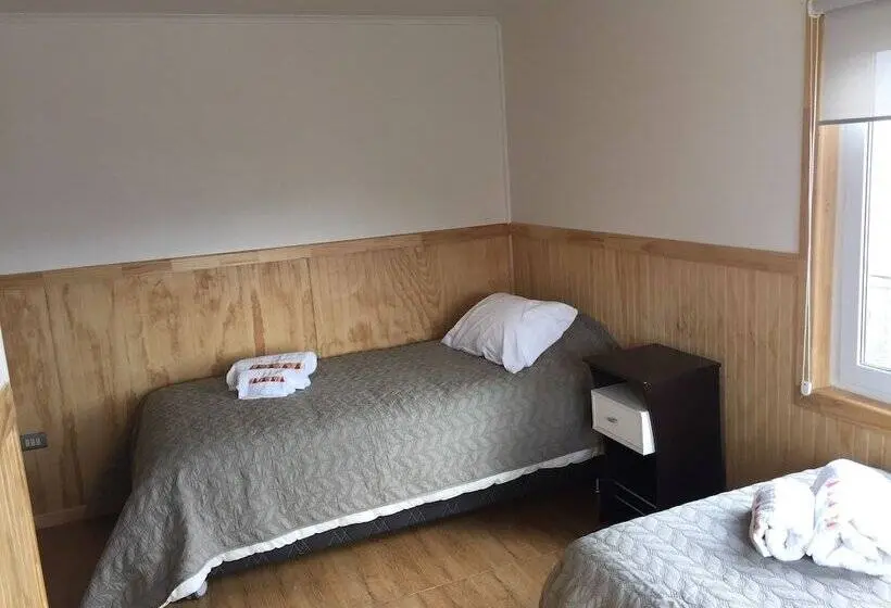 スタンダードトリプルルーム, Hostal Andes Patagonicos