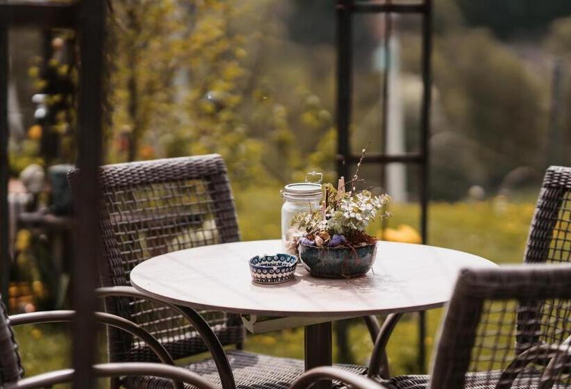 Номер Стандарт с Балконом, Weingut Und Gästezimmer Perner