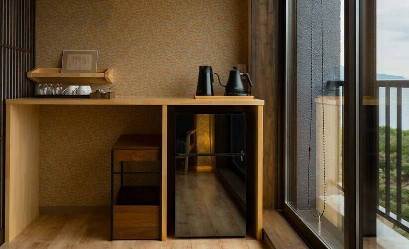 4 Kişilik Temel Oda, Iseebisou