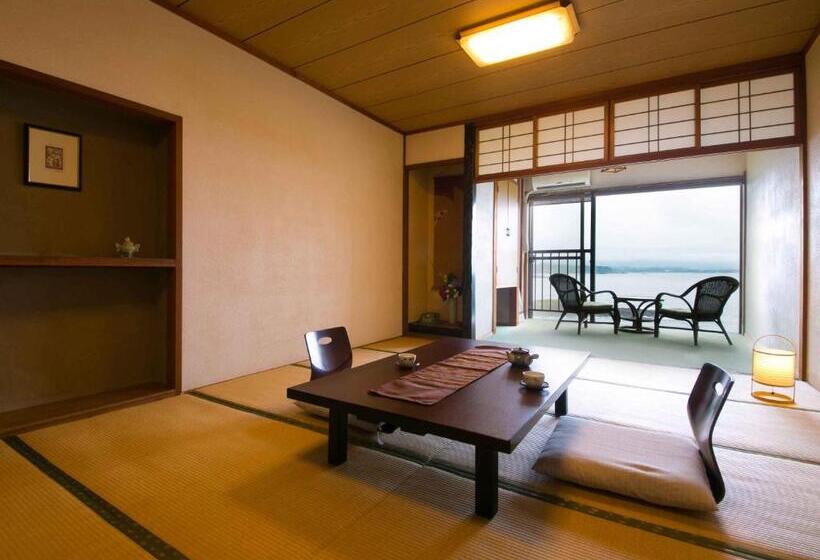 Aile Odası, Iseebisou