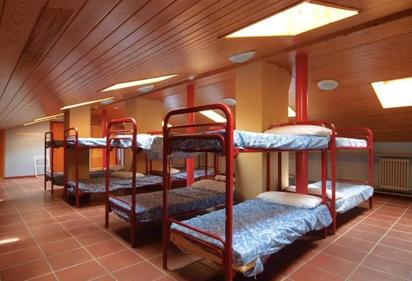 ルームシェアのワンベッド, Albergue Casa Salinas