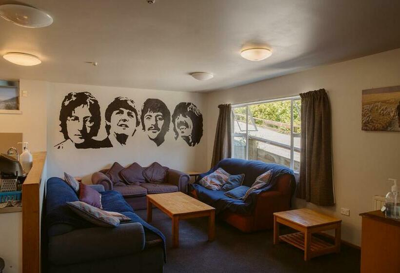 Säng i Delat Rum, Hippo Lodge Backpackers