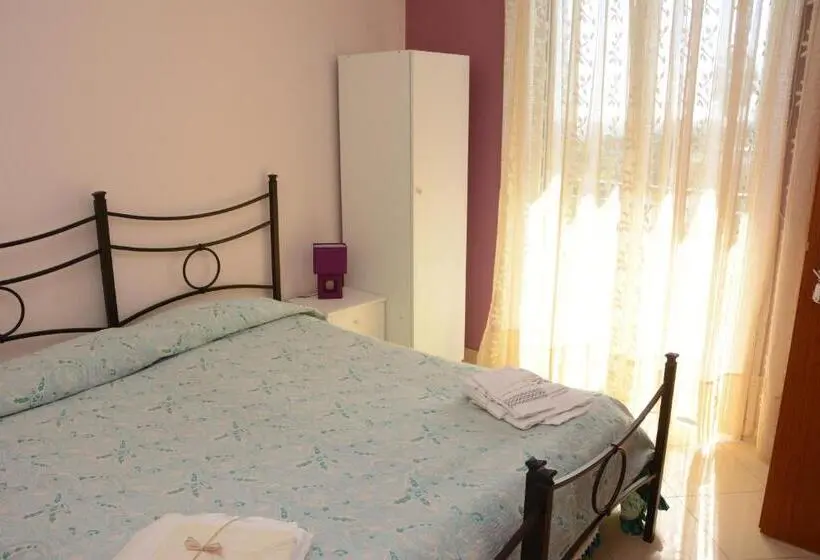 Bisneshuone, B&b Villa San Leonardo