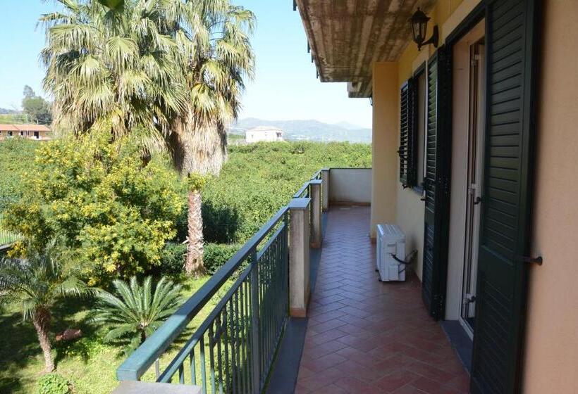 Номер бизнес-класса, B&b Villa San Leonardo