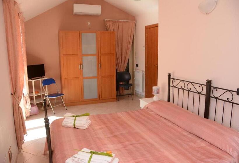 Люкс с Террасой, B&b Villa San Leonardo