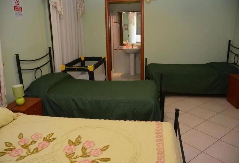 Perhehuone Puutarhanäkymä, B&b Villa San Leonardo