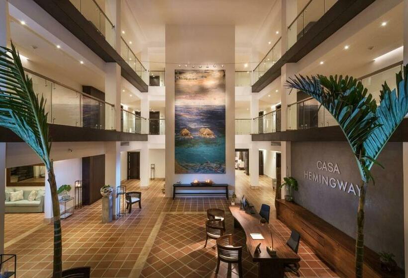 سوییت جونیور, Casa Hemingway