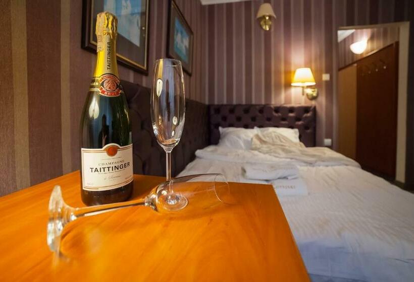 חדר סטנדרט יחיד, Europejski