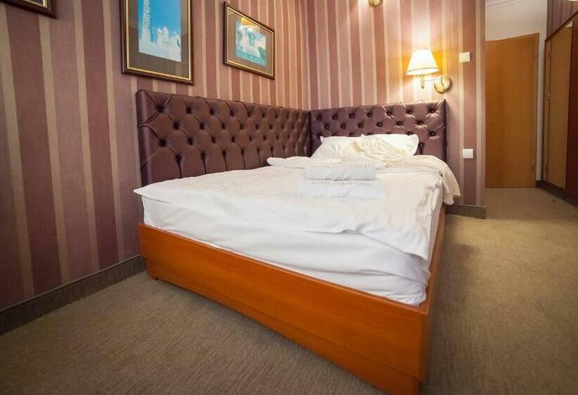 חדר סטנדרט יחיד, Europejski