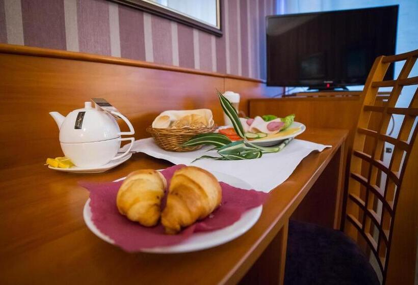 חדר קלאסי, Europejski