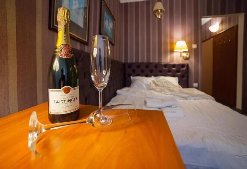 חדר קלאסי, Europejski