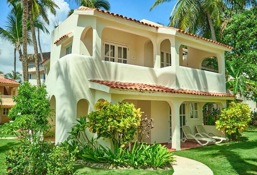 سوییت سوپریور, Los Corales Beach Village