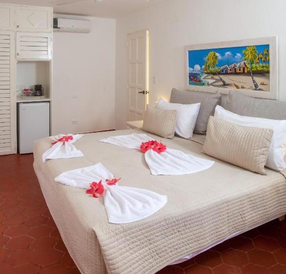 Economy Studio, Los Corales Beach Village