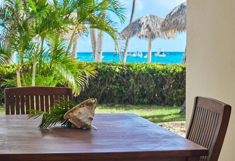 سوئیت مستر, Los Corales Beach Village