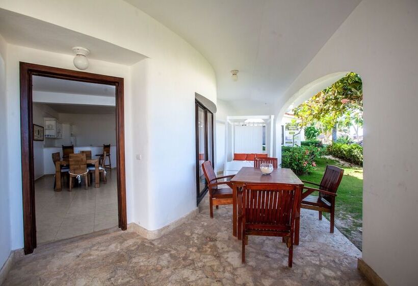 سوئیت 2 خوابه, Los Corales Beach Village