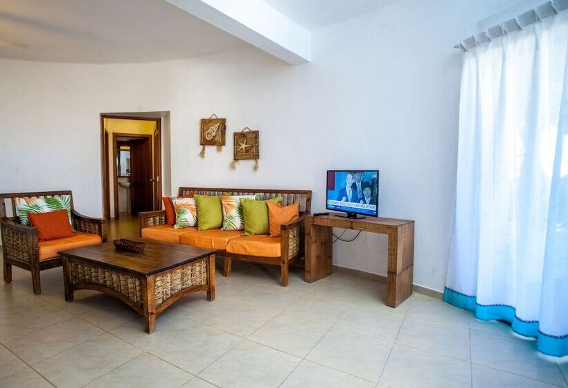 سوئیت 2 خوابه, Los Corales Beach Village