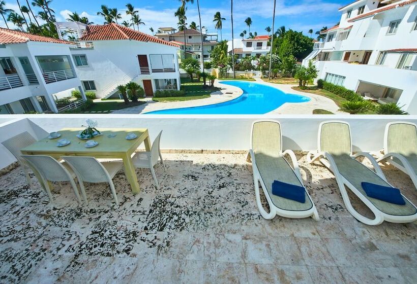 2-Bedroom Classic Apartment, Los Corales Beach Village