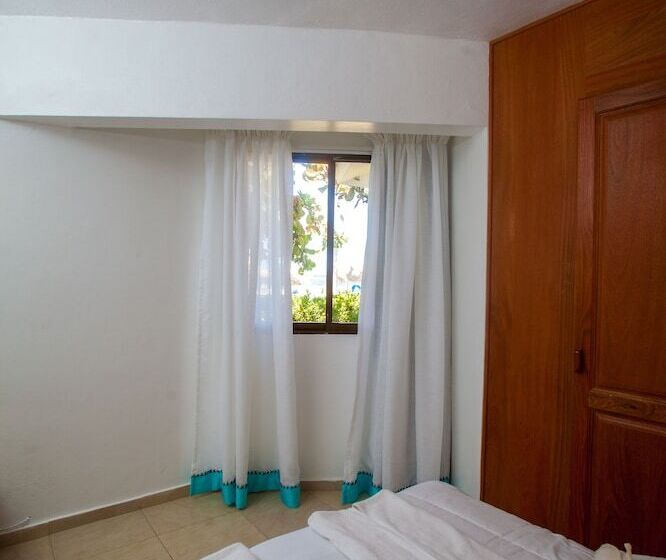 سوئیت 2 خوابه, Los Corales Beach Village