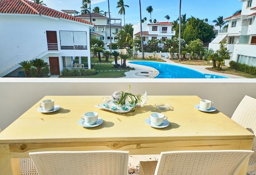 2-Bedroom Classic Apartment, Los Corales Beach Village