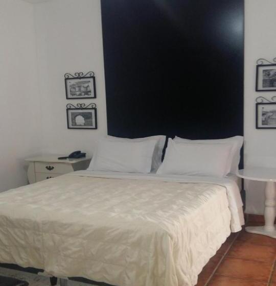 豪华房间, Medieval