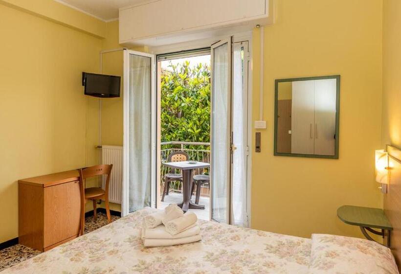 バルコニー付きスタンダードルーム, Villa Adriana