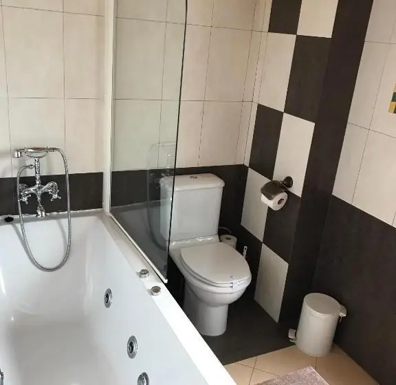 キングサイズベッドのスイートルーム, Y Apartamentos Penarronda Playa