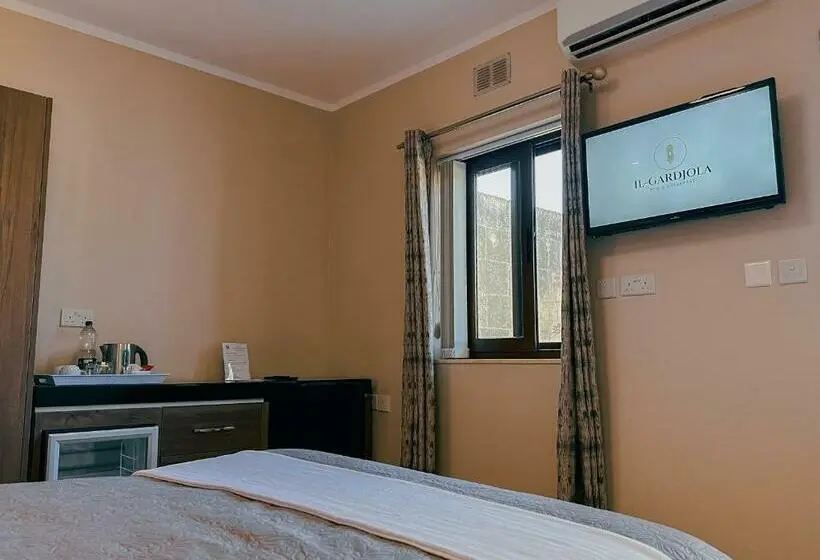 اتاق استاندارد با چشم‌انداز باغ, Il Gardjola Bed And Breakfast