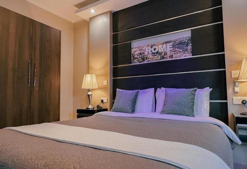 اتاق استاندارد سه تخته با چشمانداز باغ, Il Gardjola Bed And Breakfast