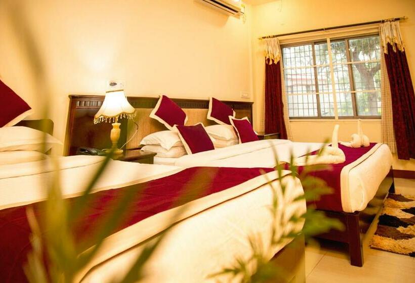 غرفة ديلوكس, Kstdc Hotel Mayura Chalukya, Badami