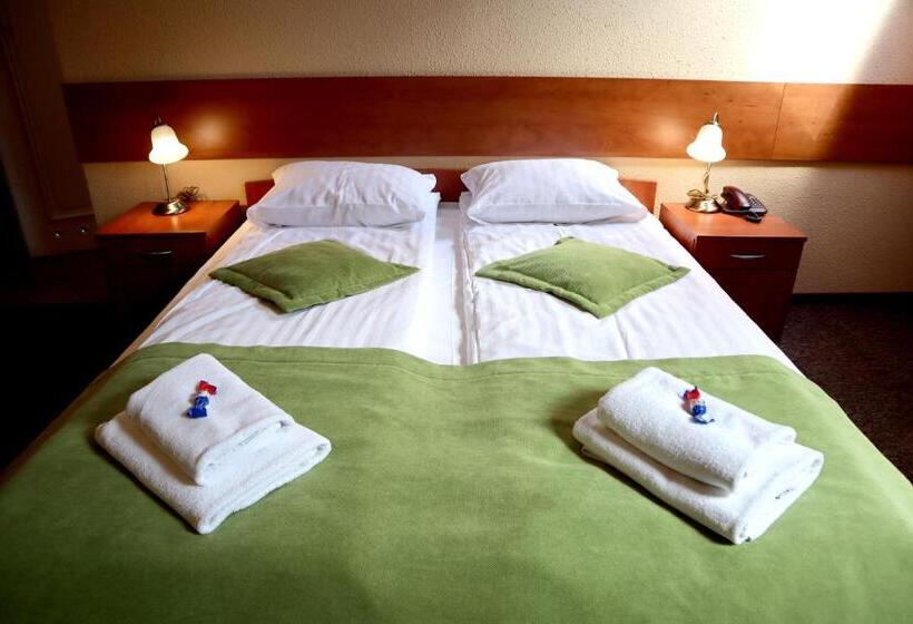 Номер Стандарт, Motel Arkadia