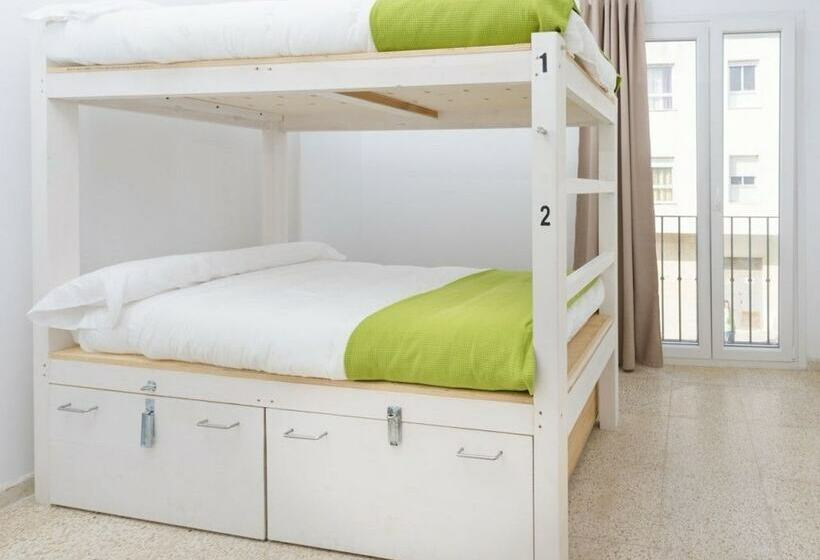 Säng i Delat Rum, Tarifa Kite Hostel