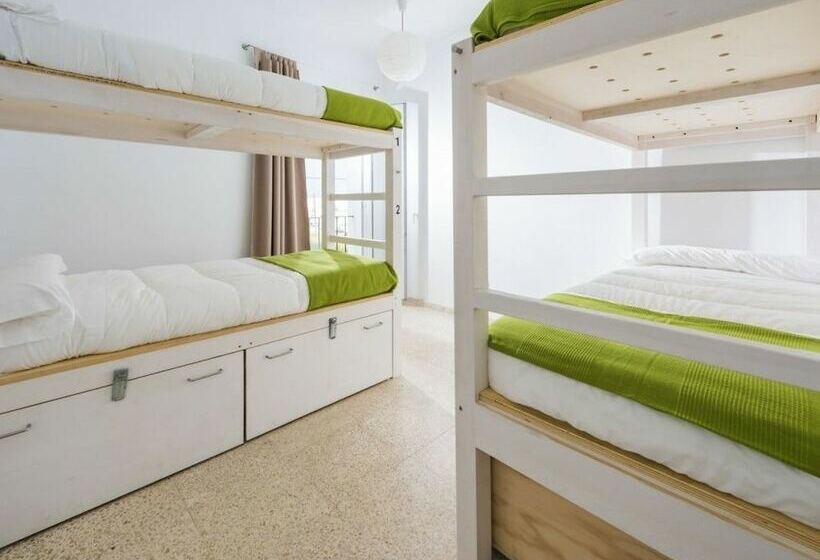 Säng i Delat Rum, Tarifa Kite Hostel