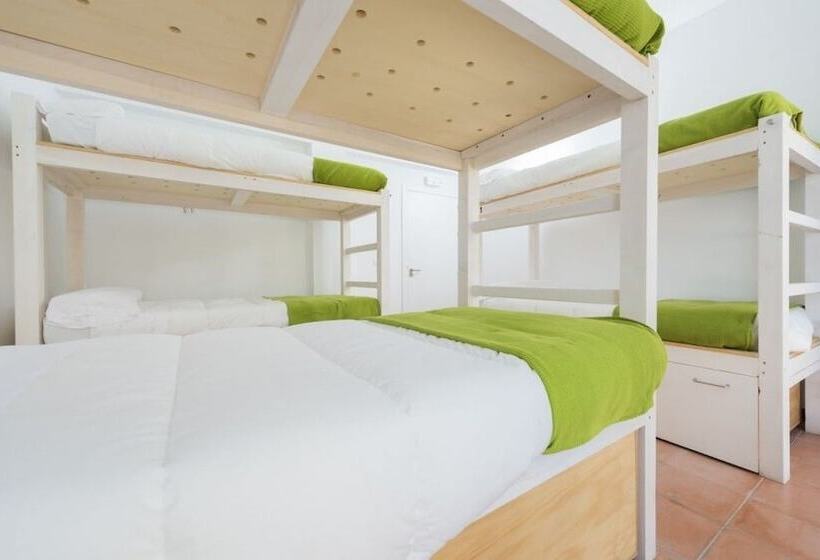 Säng i Delat Rum, Tarifa Kite Hostel