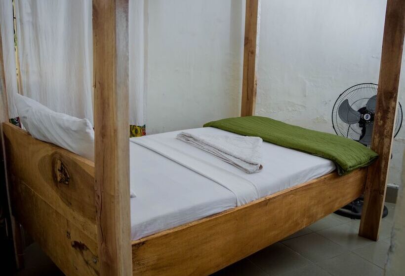 스탠다드 싱글 룸, The Secret Garden Hotel Moshi